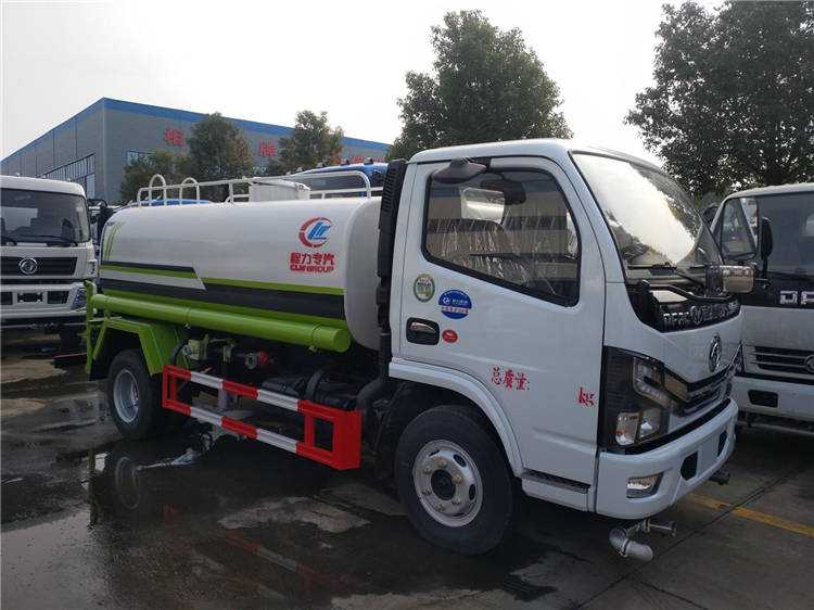 國(guó)六東風(fēng)多利卡2立方灑水車